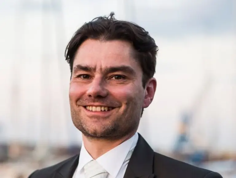 Dr. Markus Glöckner